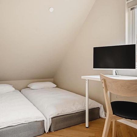 Dinbnb Apartments I Mid-City Luxury With Mini Balcony And Smart Tv & Sound System برغن المظهر الخارجي الصورة